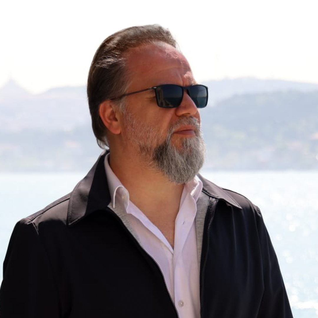 Özgür Özkaplan Kontrast Agency